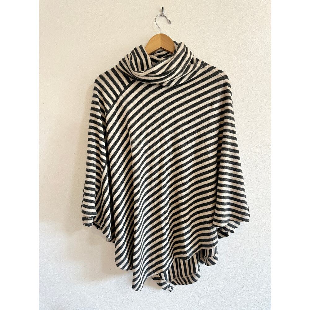 Capote Soft Striped Turtleneck Poncho size M/L